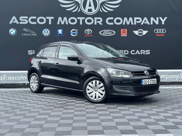 Volkswagen Polo Hatchback, Petrol, 2012, Black