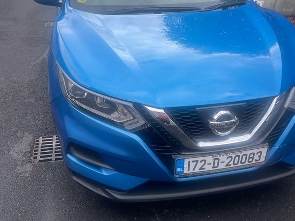 Nissan Qashqai SUV, Petrol, 2017, Blue