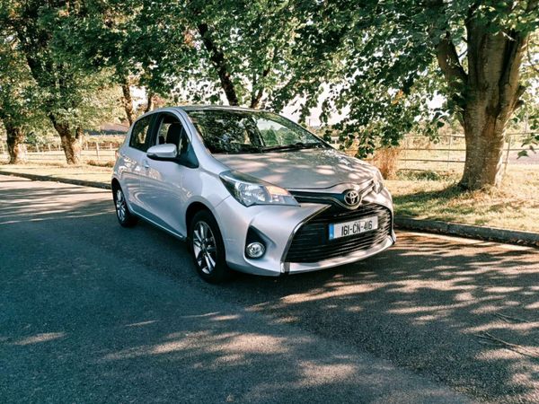 Toyota Yaris Hatchback, Petrol, 2016, Silver