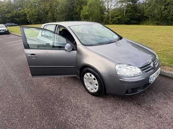 Volkswagen Golf Hatchback, Petrol, 2007, Grey