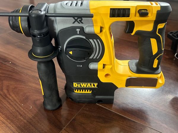 Dewalt Sds Drill Dewalt Dch273 Not Working DeWalt DCH273 18v XR