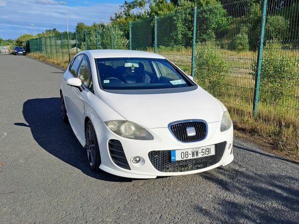 SEAT Leon Hatchback, Petrol, 2008, White
