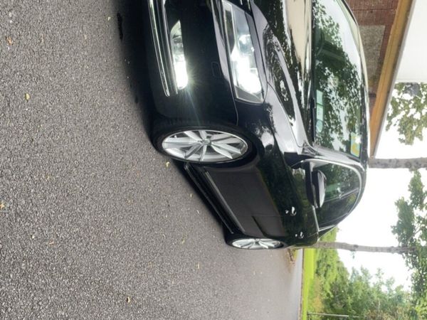 Volkswagen Passat Saloon, Diesel, 2013, Black