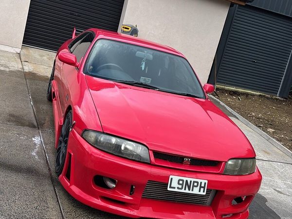 Other Other Saloon, Petrol, 1995, Red