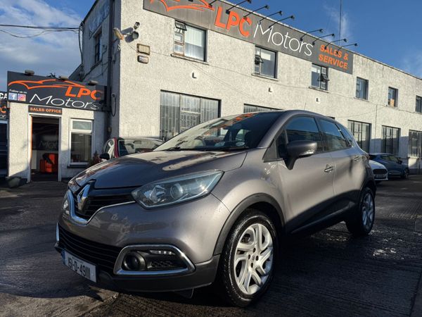 Renault Captur Hatchback, Petrol, 2015, Grey