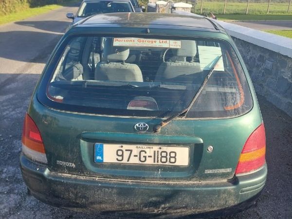 Toyota Starlet Hatchback, Petrol, 1997, Green