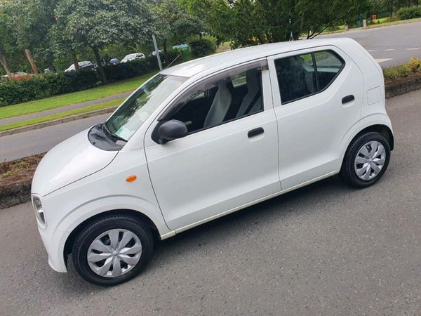 Suzuki Alto Hatchback, Petrol, 2016, White