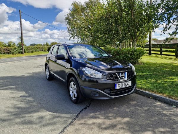 Nissan Qashqai Hatchback, Diesel, 2012, Black