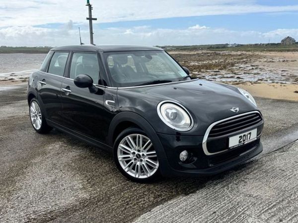 Mini Cooper Hatchback, Diesel, 2017, Black