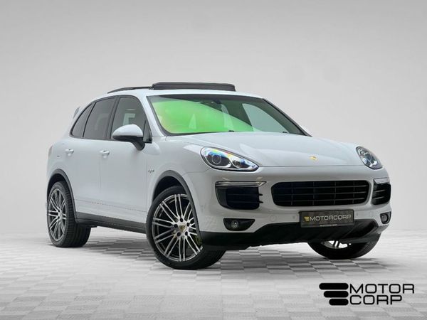 Porsche Cayenne SUV, Hybrid, 2015, White