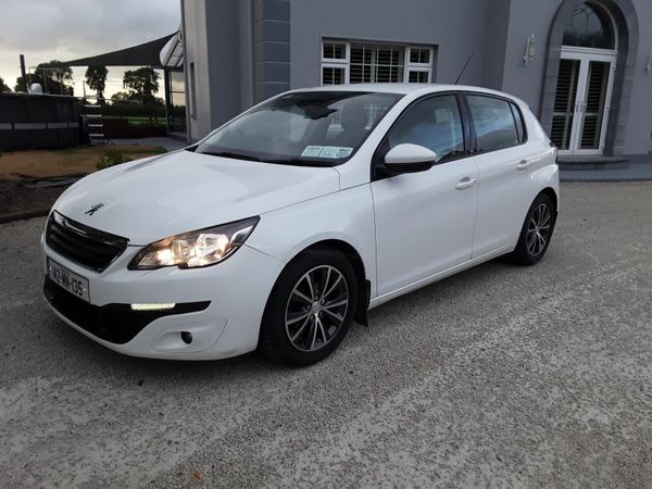 Peugeot 308 Hatchback, Diesel, 2014, White