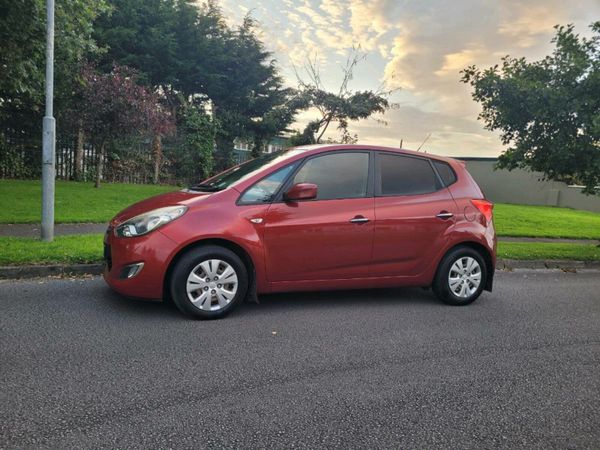 Hyundai ix20 MPV, Diesel, 2012, Red