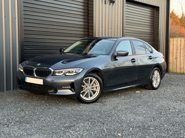 BMW 3-Series Saloon, Petrol Hybrid, 2019, Grey