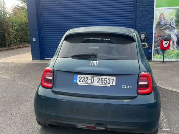 Fiat 500e Hatchback, Electric, 2023, Green