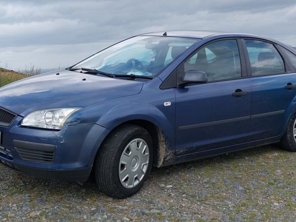 Ford Focus Hatchback, Petrol, 2006, Blue