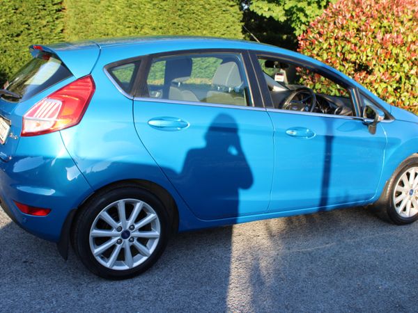 Toyota Corolla Hatchback, Petrol, 2007, Blue