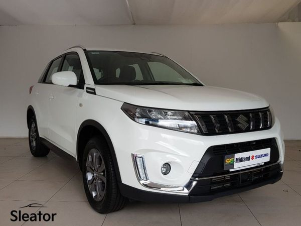 Suzuki Vitara Hatchback, Petrol, 2021, White