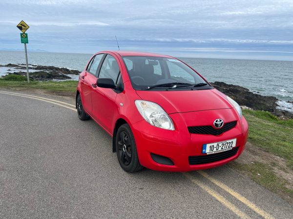 Toyota Corolla Hatchback, Petrol, 2007, Red