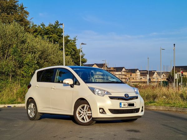 Toyota Verso-S MPV, Petrol, 2014, White