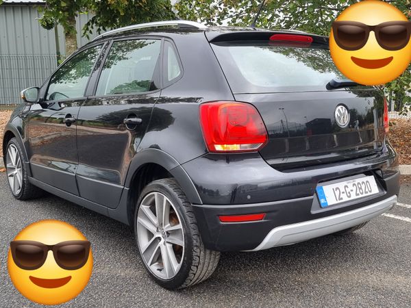 Volkswagen Polo Hatchback, Diesel, 2012, Black