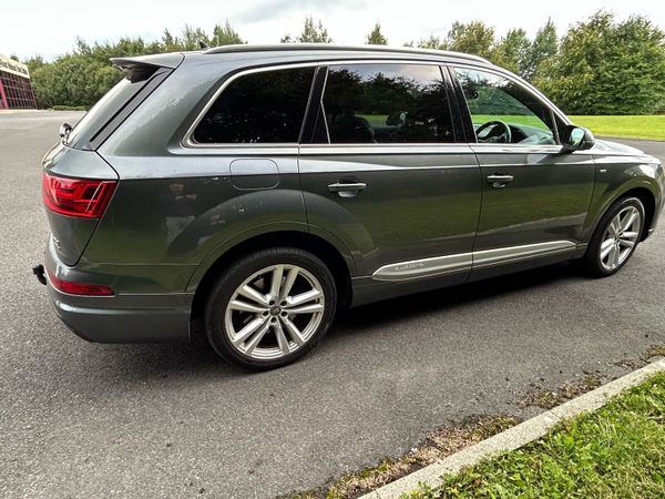 Audi Q7 SUV, Diesel, 2016, Grey