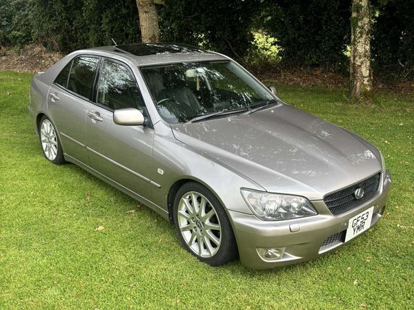 Lexus IS Saloon, Petrol, 2003, Silver
