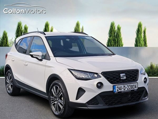SEAT Arona Crossover, Petrol, 2024, White