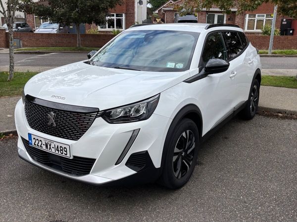 Peugeot 2008 Hatchback, Petrol, 2022, White