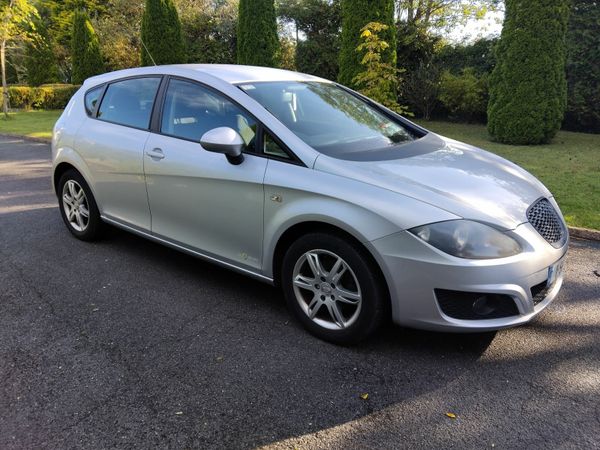SEAT Leon Hatchback, Diesel, 2011, Silver