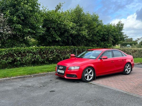 Audi A4 Saloon, Diesel, 2010, Red