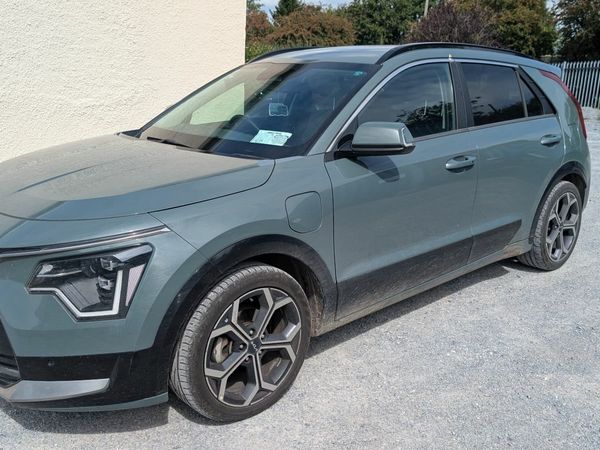 Kia Niro SUV, Petrol Plug-in Hybrid, 2023, Green