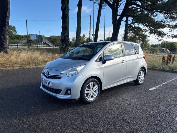 Toyota Verso-S MPV, Petrol, 2014, Silver