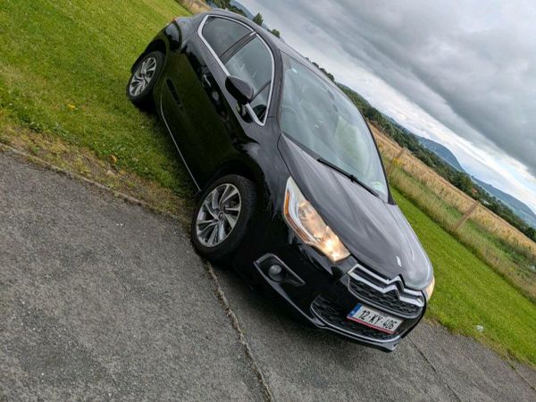 Citroen DS 4 Hatchback, Diesel, 2012, Black