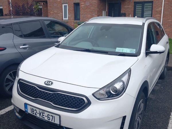Kia Niro SUV, Petrol Plug-in Hybrid, 2018, White