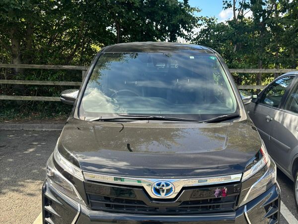 Toyota Voxy MPV, Petrol Hybrid, 2021, Black