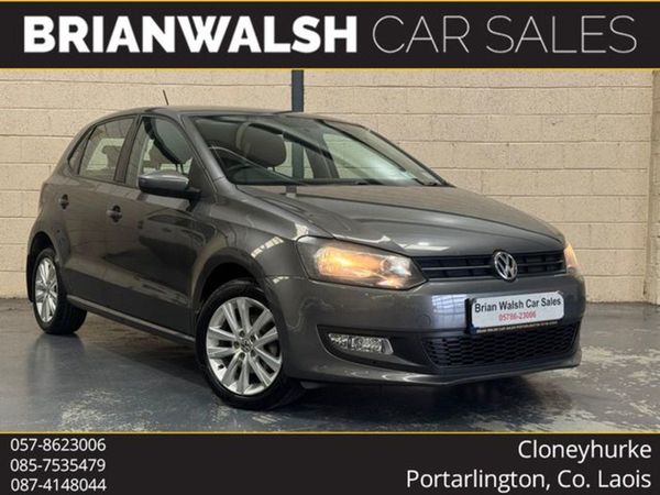 Volkswagen Polo Hatchback, Petrol, 2014, Grey