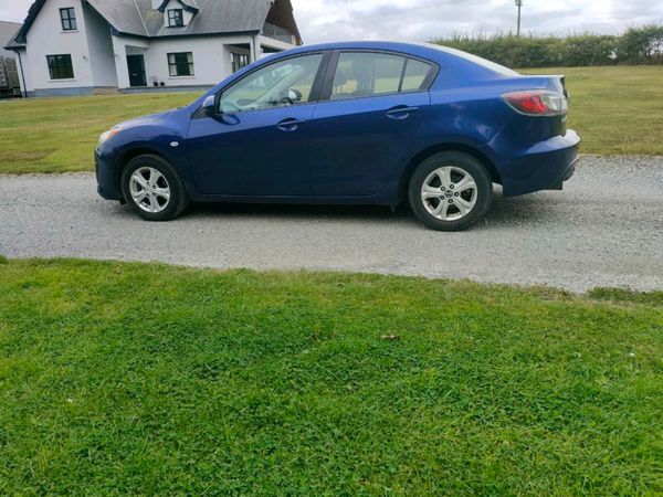 Mazda Mazda3 Saloon, Diesel, 2011, Blue