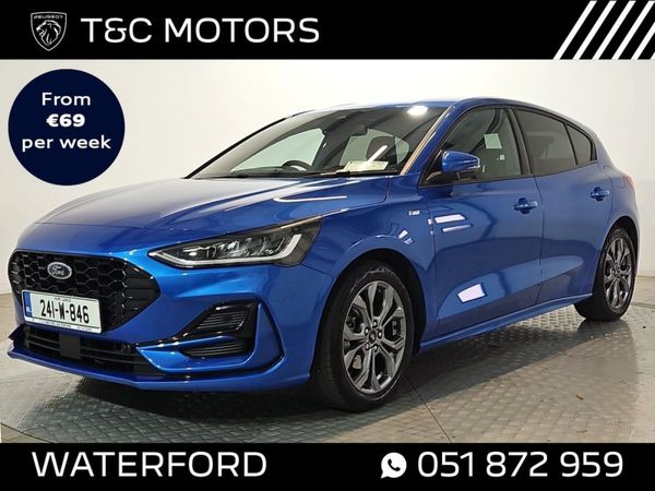 Ford Focus Hatchback, Petrol, 2024, Blue