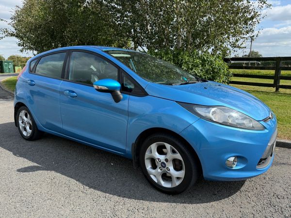 Ford Fiesta Hatchback, Petrol, 2012, Blue