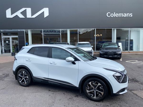 Kia Sportage SUV, Diesel Hybrid, 2022, White