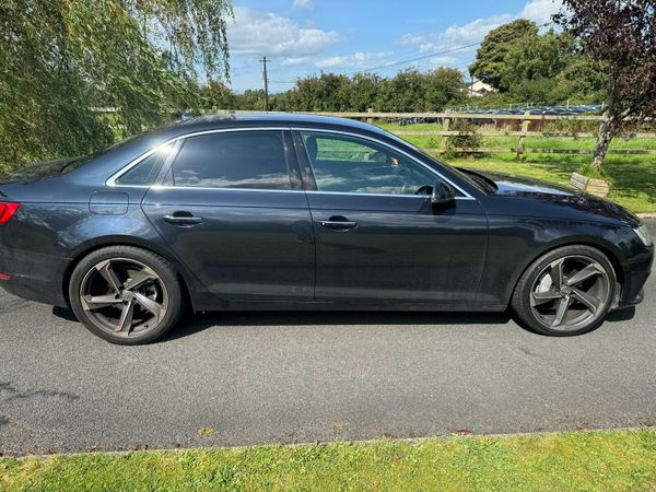 Audi A4 Saloon, Diesel, 2016, Blue
