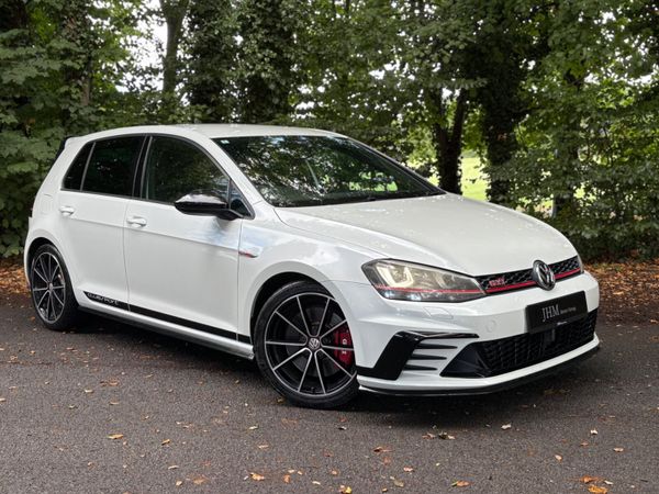 Volkswagen Golf Hatchback, Petrol, 2016, White