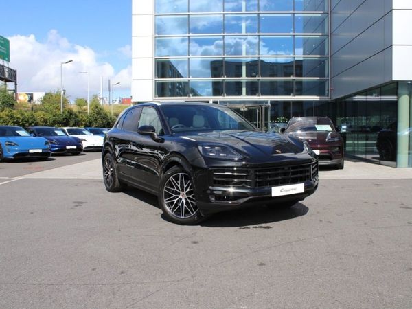 Porsche Cayenne SUV, Petrol Plug-in Hybrid, 2021, Black