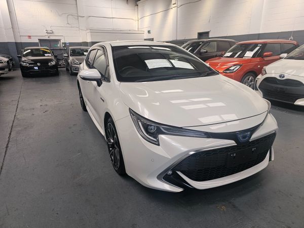 Toyota Corolla Hatchback, Petrol Hybrid, 2019, White