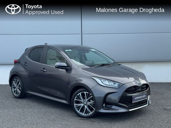 Toyota Yaris Hatchback, Petrol Hybrid, 2023, Grey