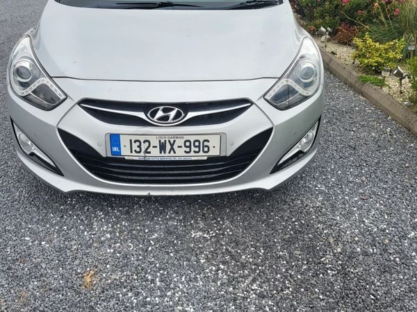 Hyundai i40 Saloon, Diesel, 2013, Silver