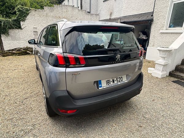 Peugeot 5008 MPV, Diesel, 2018, Grey