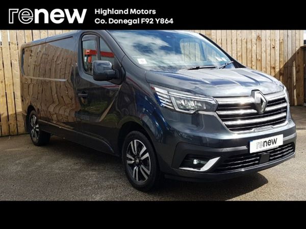 Renault Trafic MPV, Diesel, 2024, Grey