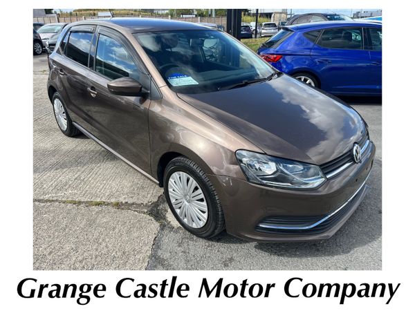Volkswagen Polo Hatchback, Petrol, 2016, Brown