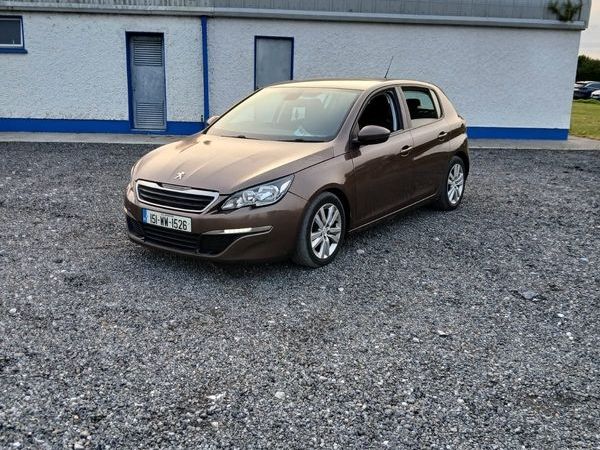 Peugeot 308 Hatchback, Diesel, 2015, Brown